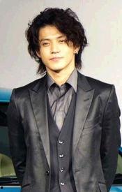 小栗旬资料,从偶像到实力派演员的蜕变之路