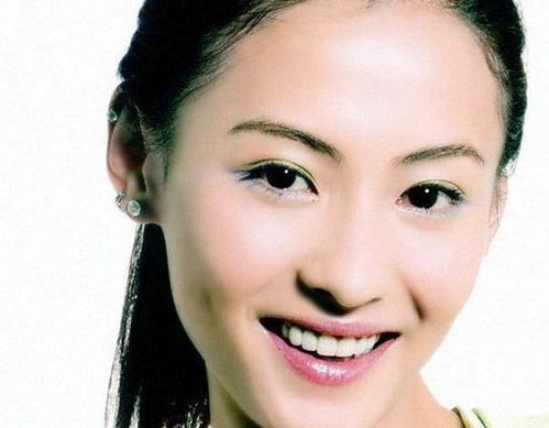 张柏芝个人资料年龄,岁月如歌，美丽依旧的辣妈传奇